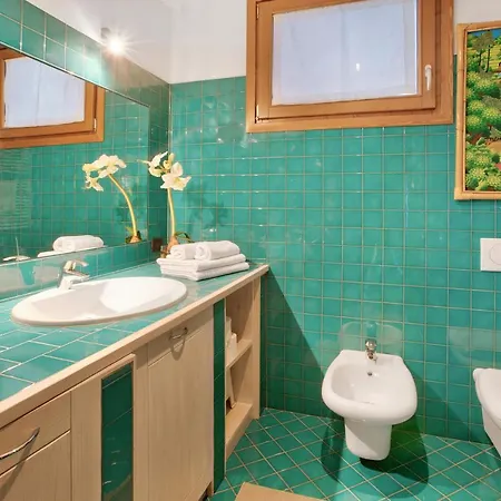Casa Rossella Apartment *